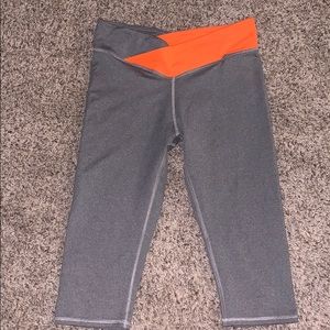 Fabletics crop leggings